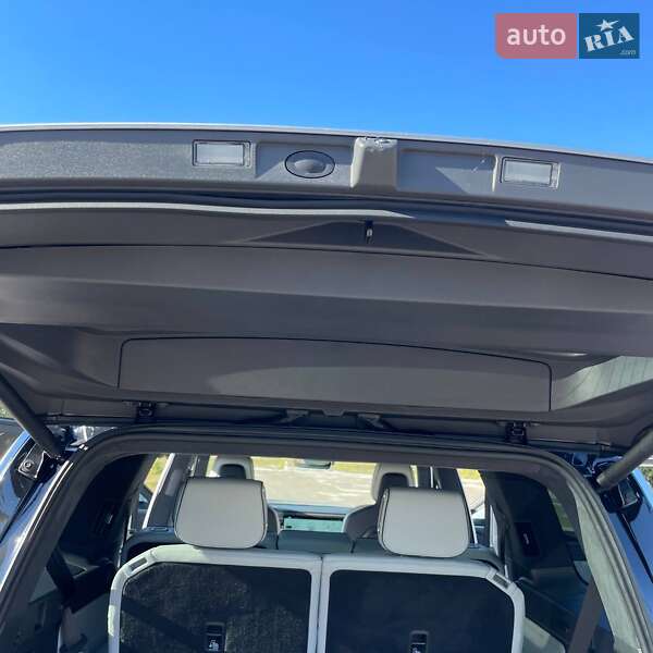 Позашляховик / Кросовер Rivian R1S 2023 в Києві фото 43 Позашляховик / Кросовер Rivian R1S 2023 в Києві