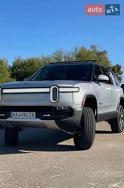 Позашляховик / Кросовер Rivian R1S 2023 в 