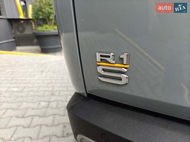 Внедорожник / Кроссовер Rivian R1S 2023 в Киеве