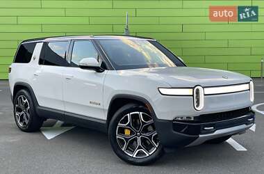 Внедорожник / Кроссовер Rivian R1S 2022 в 