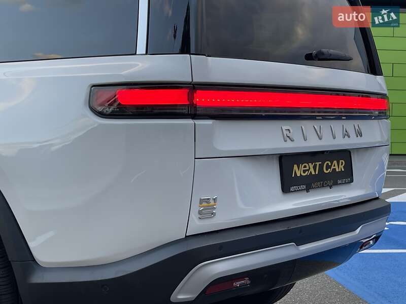Позашляховик / Кросовер Rivian R1S 2022 в Києві
