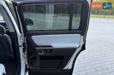 Внедорожник / Кроссовер Rivian R1S 2023 в 