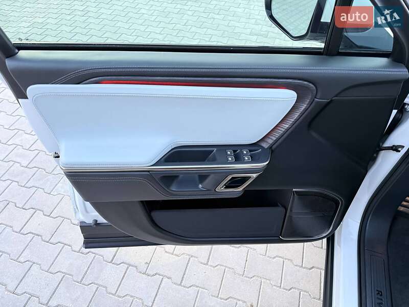 Позашляховик / Кросовер Rivian R1S 2023 в Дубні