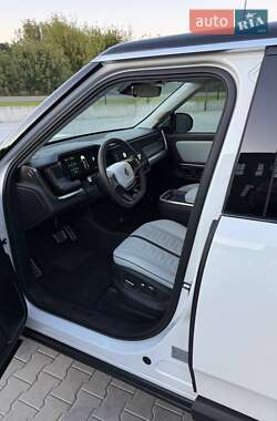 Внедорожник / Кроссовер Rivian R1S 2023 в 