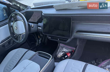 Позашляховик / Кросовер Rivian R1S 2023 в 