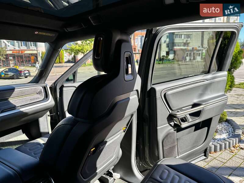 Внедорожник / Кроссовер Rivian R1S 2022 в Львове