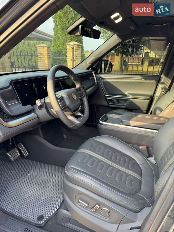 Внедорожник / Кроссовер Rivian R1S 2023 в Киеве