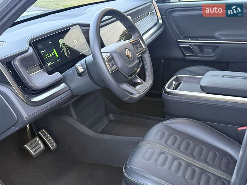Внедорожник / Кроссовер Rivian R1S 2024 в Луцке