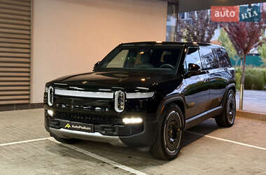 Внедорожник / Кроссовер Rivian R1S 2023 в Киеве