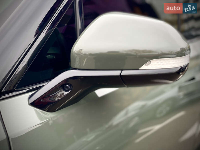 Позашляховик / Кросовер Rivian R1S 2022 в Києві фото 12 Позашляховик / Кросовер Rivian R1S 2022 в Києві