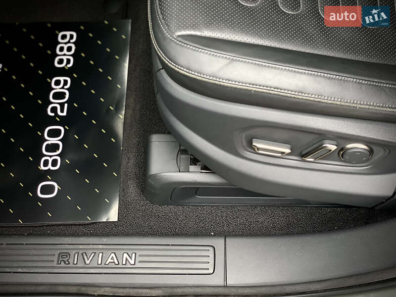 Позашляховик / Кросовер Rivian R1S 2022 в Києві фото 16 Позашляховик / Кросовер Rivian R1S 2022 в Києві