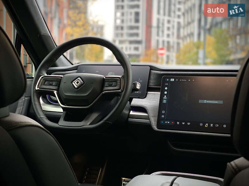 Позашляховик / Кросовер Rivian R1S 2022 в Києві фото 30 Позашляховик / Кросовер Rivian R1S 2022 в Києві