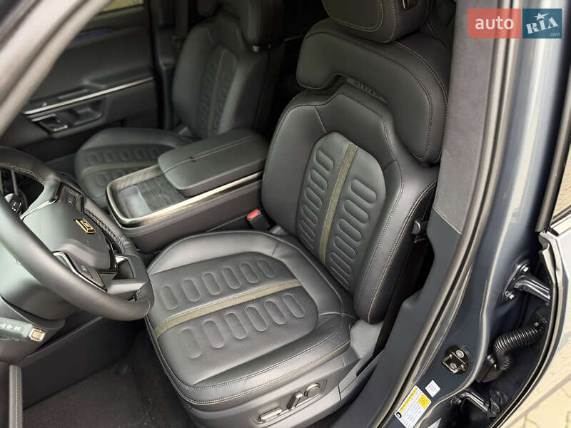 Позашляховик / Кросовер Rivian R1S 2022 в Костопілі