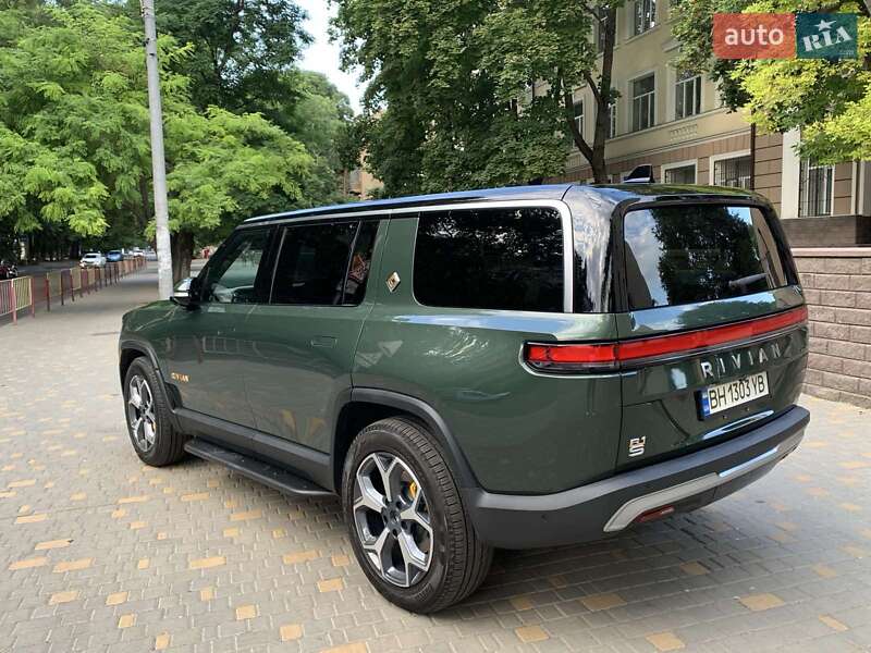 Внедорожник / Кроссовер Rivian R1S 2023 в Одессе фото 3 Внедорожник / Кроссовер Rivian R1S 2023 в Одессе