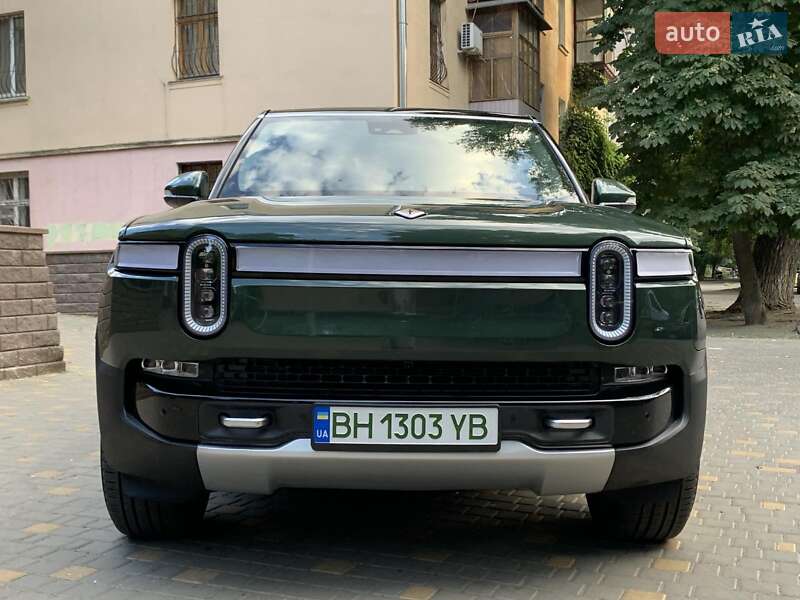 Внедорожник / Кроссовер Rivian R1S 2023 в Одессе фото 11 Внедорожник / Кроссовер Rivian R1S 2023 в Одессе