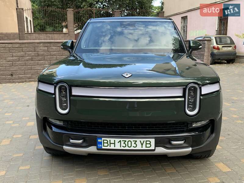 Внедорожник / Кроссовер Rivian R1S 2023 в Одессе фото 10 Внедорожник / Кроссовер Rivian R1S 2023 в Одессе