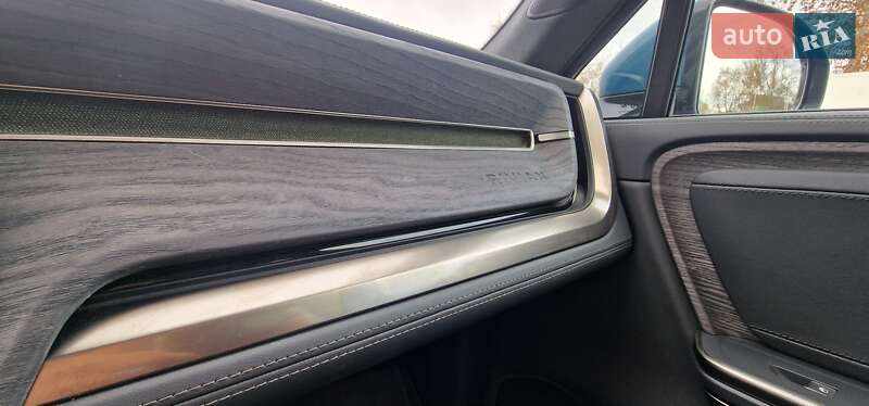 Внедорожник / Кроссовер Rivian R1S 2023 в Одессе фото 4 Внедорожник / Кроссовер Rivian R1S 2023 в Одессе