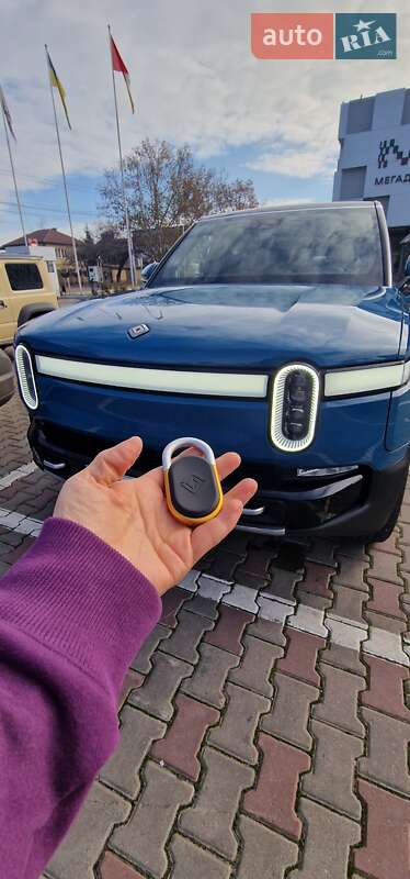 Внедорожник / Кроссовер Rivian R1S 2023 в Одессе фото 48 Внедорожник / Кроссовер Rivian R1S 2023 в Одессе