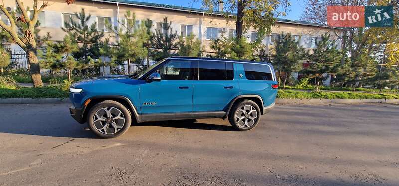 Внедорожник / Кроссовер Rivian R1S 2023 в Одессе фото 51 Внедорожник / Кроссовер Rivian R1S 2023 в Одессе