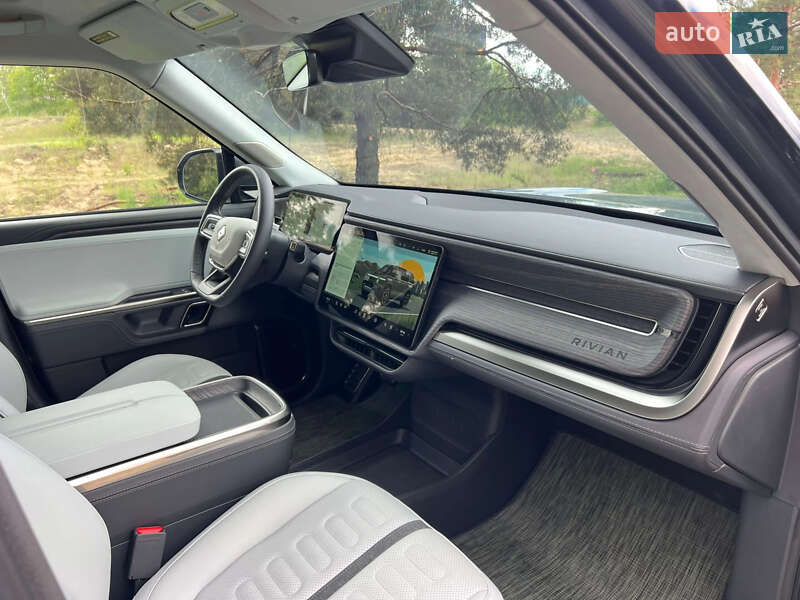 Позашляховик / Кросовер Rivian R1S 2023 в Києві фото 8 Позашляховик / Кросовер Rivian R1S 2023 в Києві
