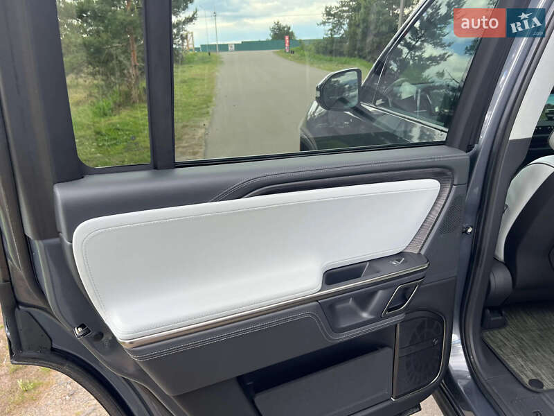 Позашляховик / Кросовер Rivian R1S 2023 в Києві фото 9 Позашляховик / Кросовер Rivian R1S 2023 в Києві