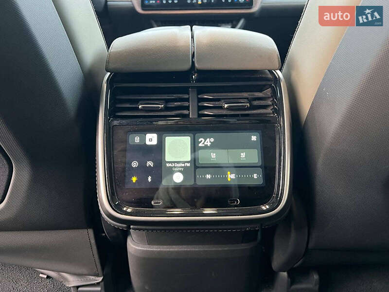 Позашляховик / Кросовер Rivian R1S 2023 в Львові