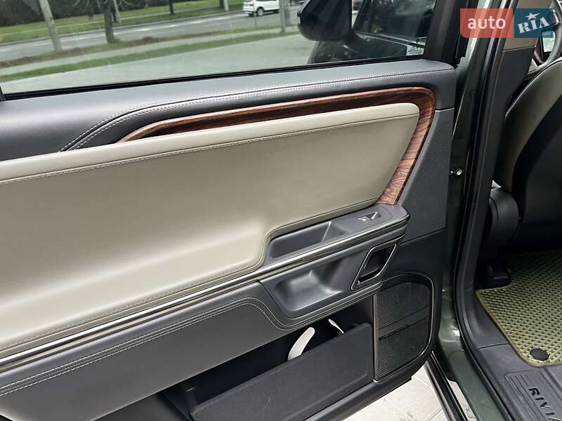 Внедорожник / Кроссовер Rivian R1S 2023 в Луцке фото 6 Внедорожник / Кроссовер Rivian R1S 2023 в Луцке