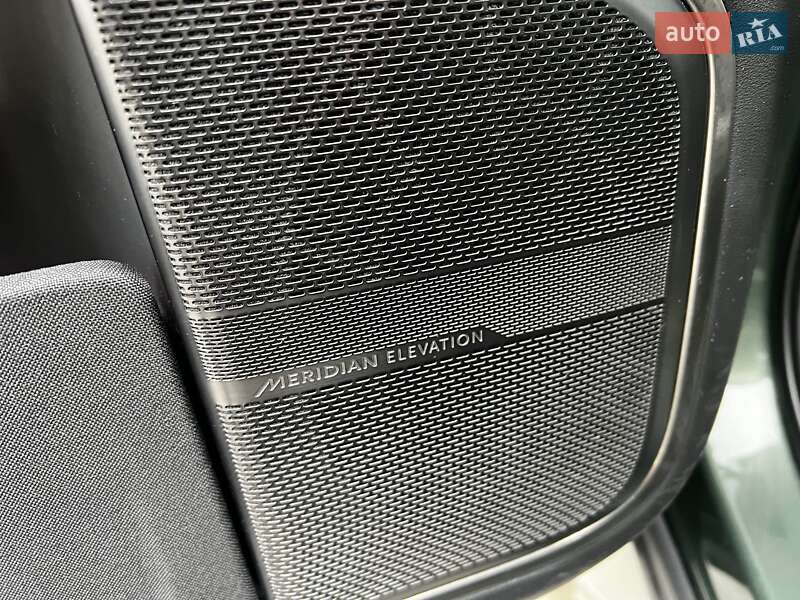 Внедорожник / Кроссовер Rivian R1S 2023 в Луцке фото 9 Внедорожник / Кроссовер Rivian R1S 2023 в Луцке