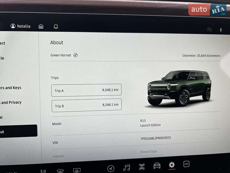 Внедорожник / Кроссовер Rivian R1S 2023 в Луцке фото 15 Внедорожник / Кроссовер Rivian R1S 2023 в Луцке