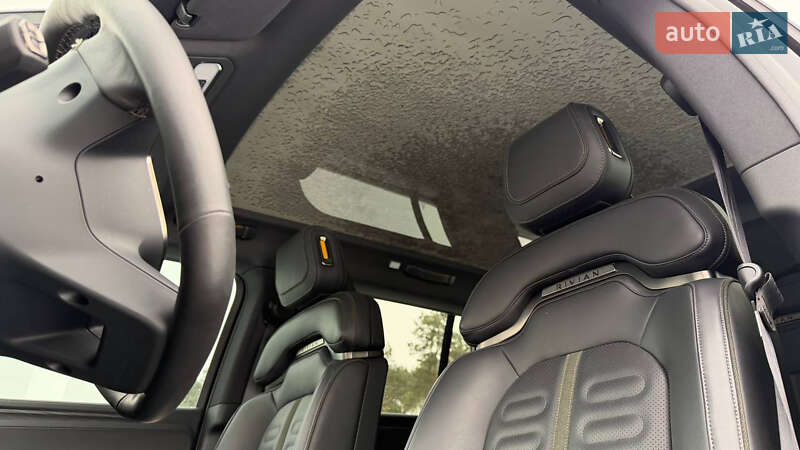 Внедорожник / Кроссовер Rivian R1S 2024 в Костополе