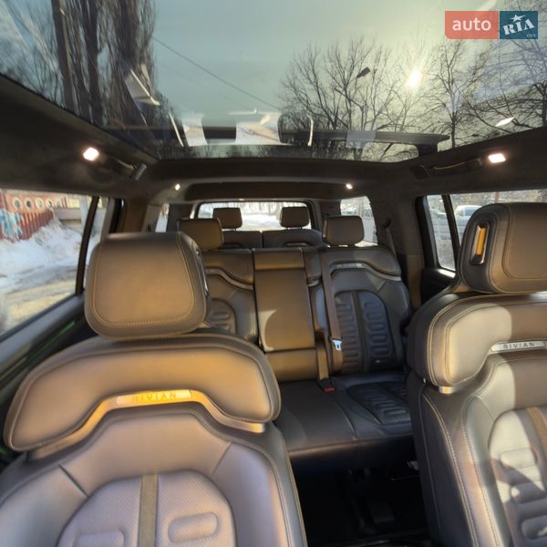 Внедорожник / Кроссовер Rivian R1S 2022 в Хмельницком