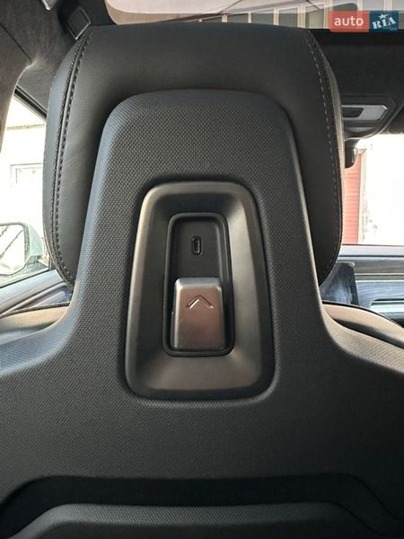 Внедорожник / Кроссовер Rivian R1S 2024 в Киеве