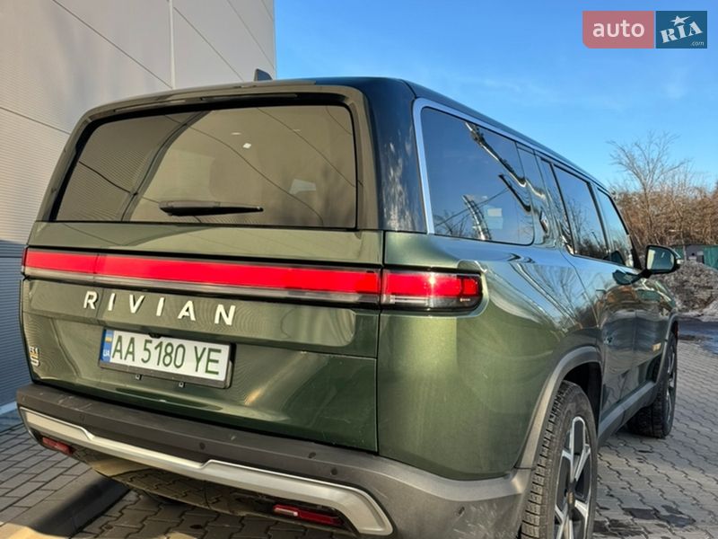Позашляховик / Кросовер Rivian R1S 2023 в Києві