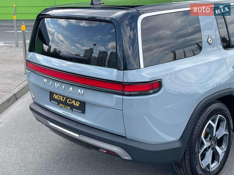 Позашляховик / Кросовер Rivian R1S 2023 в Києві