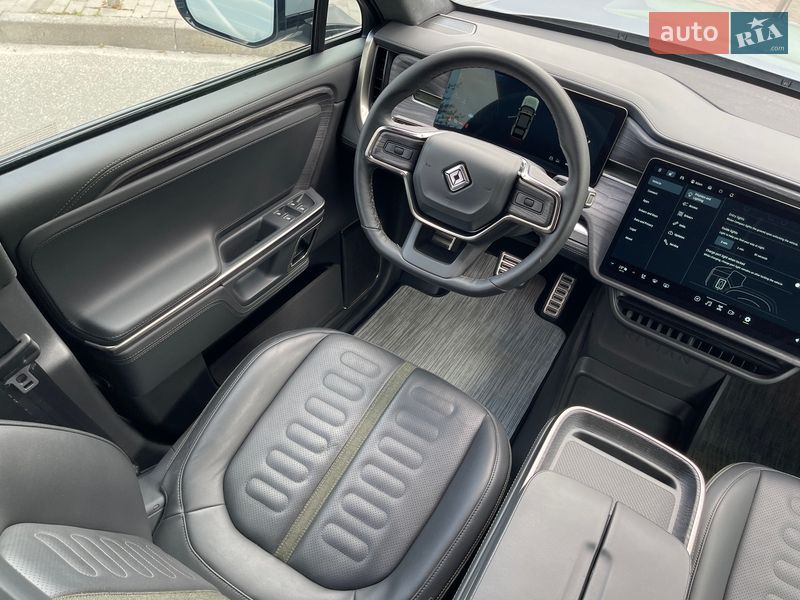 Позашляховик / Кросовер Rivian R1S 2023 в Києві