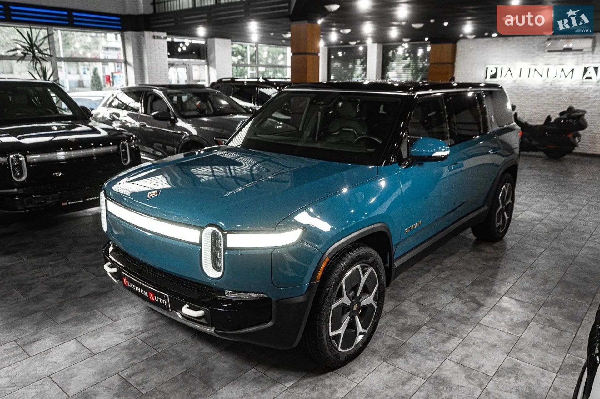 Rivian R1S 2023 VIN 7PDSGABA1RN031444 фото оголошення 5 з 63