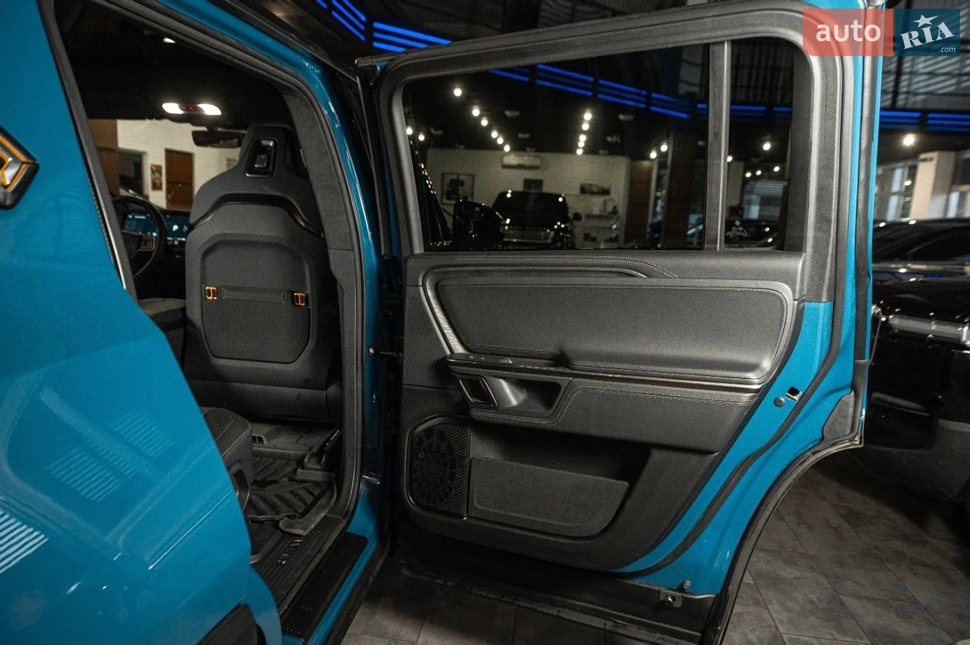 Rivian R1S 2023 VIN 7PDSGABA1RN031444 фото оголошення 48 з 63