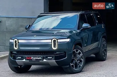 Rivian R1S 2024
