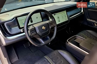 Rivian R1S 2024
