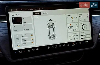 Rivian R1S 2024