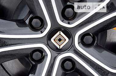 Пікап Rivian R1T 2022 в 
