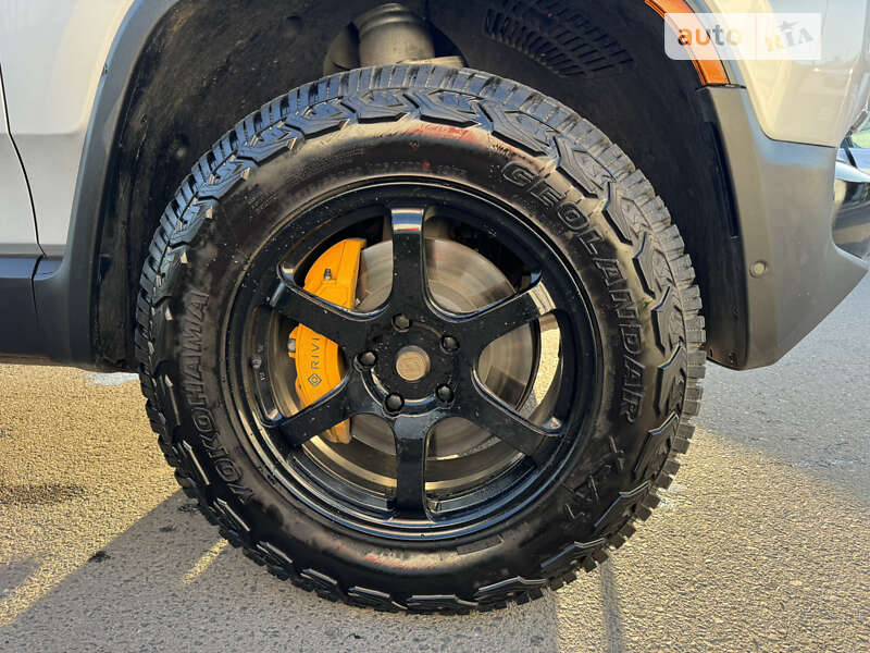 Пікап Rivian R1T 2023 в Луцьку