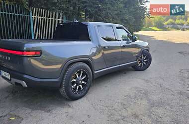 Внедорожник / Кроссовер Rivian R1T 2021 в 
