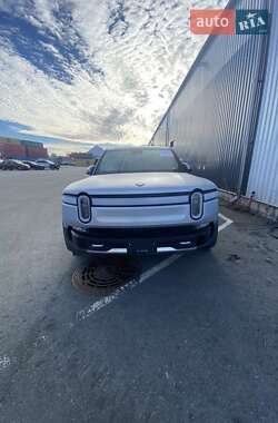 Пікап Rivian R1T 2023 в Рівному