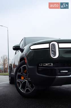 Пикап Rivian R1T 2023 в 
