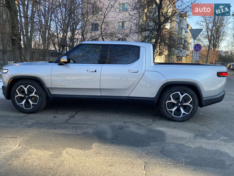 Пікап Rivian R1T 2022 в Києві