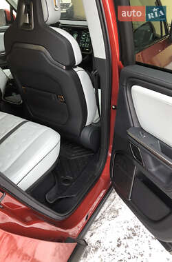Пикап Rivian R1T 2023 в 