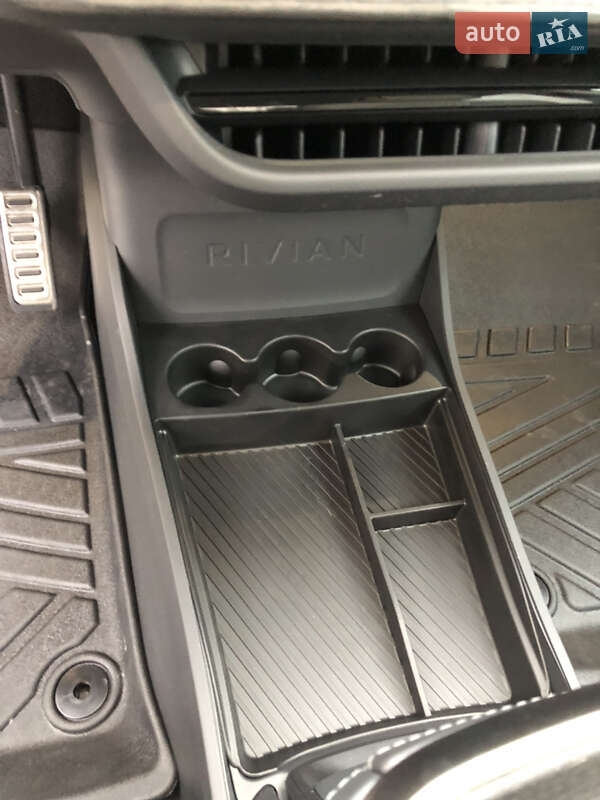 Пикап Rivian R1T 2023 в Виннице