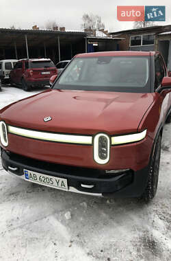Пикап Rivian R1T 2023 в 
