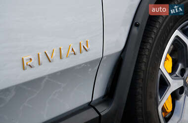 Пикап Rivian R1T 2022 в Житомире